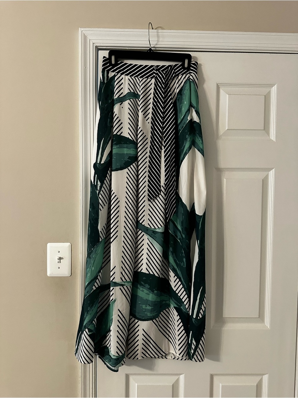 Vici Palm Palazzo Pants